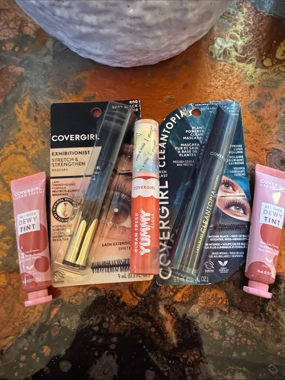 COVERGIRL 5 Full size Makeup Lot